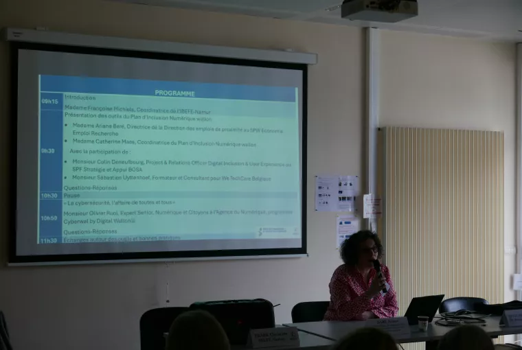 Inclusion numérique : acteurs de terrain réunis à Namur