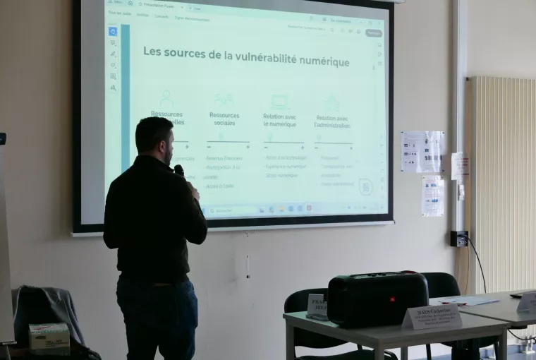 Inclusion numérique : acteurs de terrain réunis à Namur