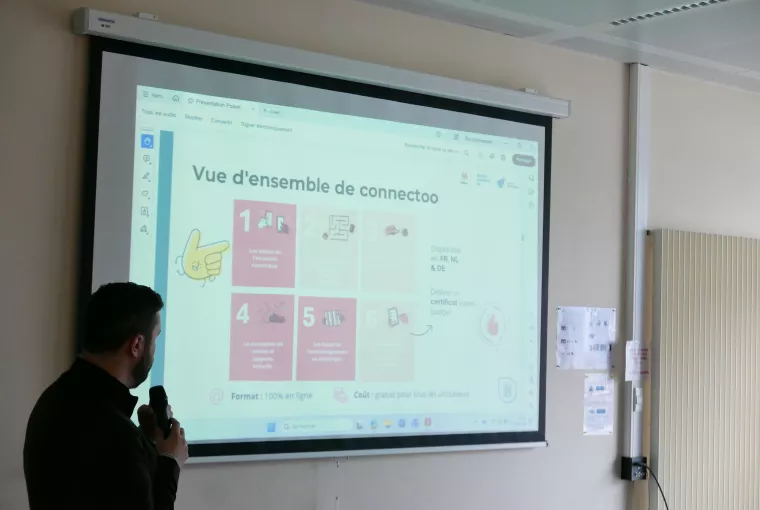 Inclusion numérique : acteurs de terrain réunis à Namur