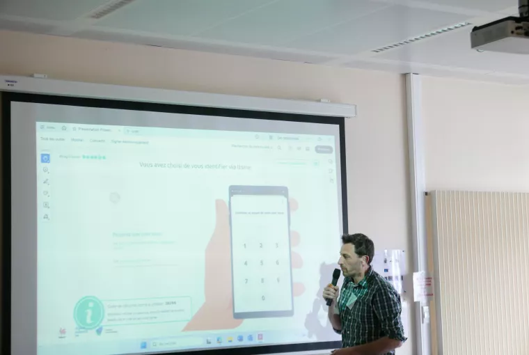 Inclusion numérique : acteurs de terrain réunis à Namur